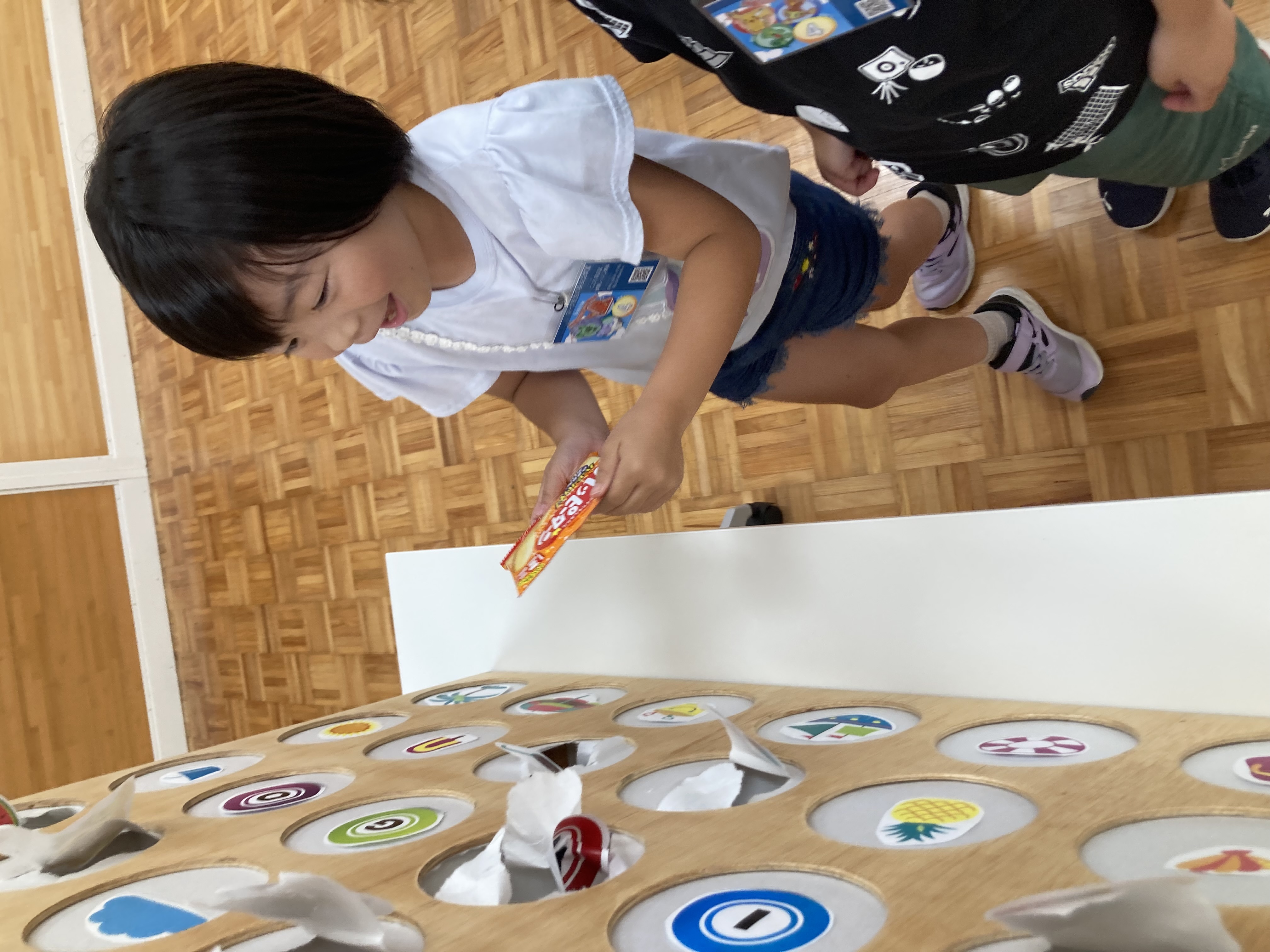 C200498bbab828fb0ab6af870e2637427c08ed17