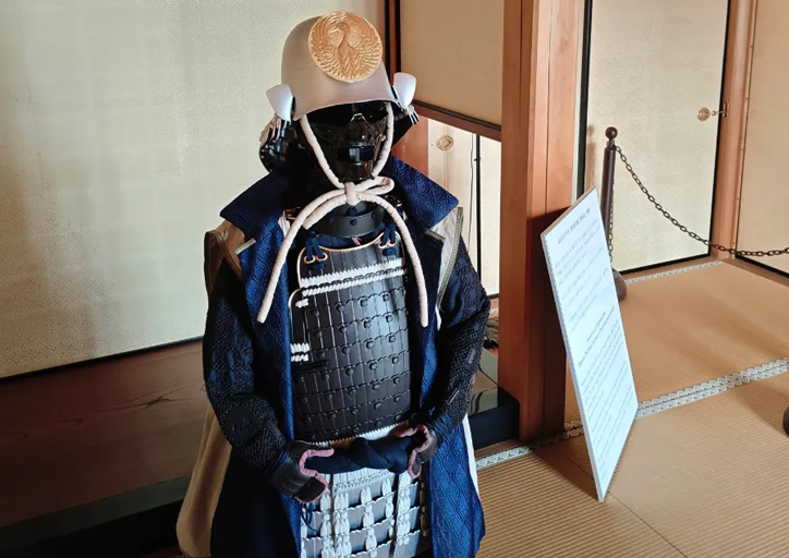 森忠政の甲冑（複製）の展示
